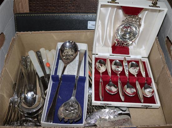 A canteen of Viners Ltd mixed plated flatware and a quantity of other cased and loose plated flatware,